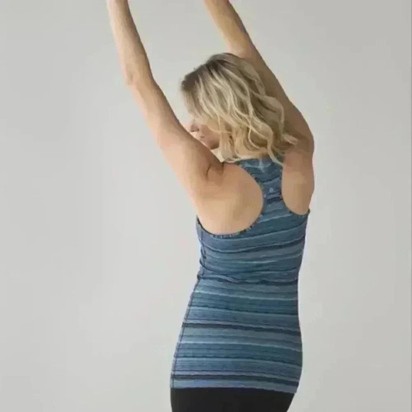 Lululemon Cool Racerback Naval Blue Sapphire Twist 4 - Picture 2 of 6